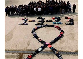 Συγκλονιστικά μηνύματα μαθητών των Τρικάλων για την τραγωδία στα Τέμπη