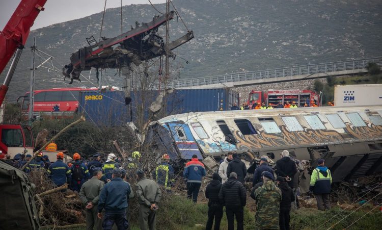 Τέμπη: Nέες διώξεις στον επιθεωρητή και στους δύο σταθμάρχες