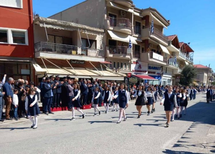 Με λαμπρότητα ο εορτασμός της 25ης Μαρτίου στην Πύλη