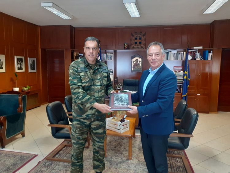 Μιχαλάκης: “Βρισκόμαστε διαχρονικά στο πλευρό της ΣΜΥ”