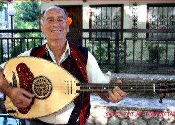 Έφυγε από την ζωή ο Κώστας Ακρίβος, το αηδόνι του Ασπροποτάμου