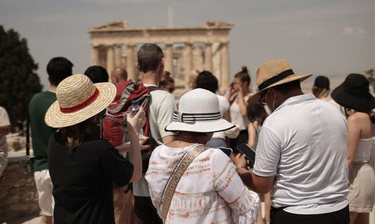 Ελλάδα και Κύπρος στη δεκάδα των πιο ελκυστικών προορισμών για συνταξιούχους