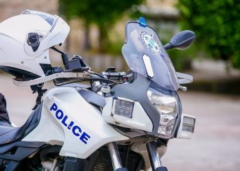 Ιωάννινα: Ελεύθερος ο 16χρονος που πυροβόλησε με αεροβόλο αστυνομικό