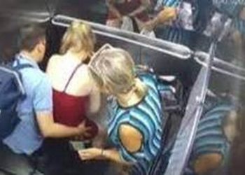 Βραζιλία: 34χρονη γέννησε στο ασανσέρ