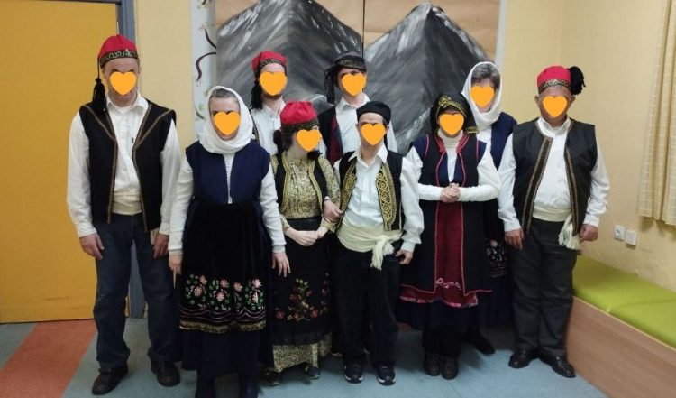 Όμορφη εκδήλωση για την εθνική επέτειο στο ΚΔΑΠ ΜΕΑ «ΗΦΑΙΣΤΟΣ» του Δ. Τρικκαίων