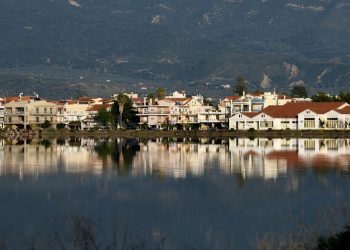 Μεσολόγγι: Δύο αδέρφια «κονταροχτυπιούνται» για τη θέση του δημάρχου