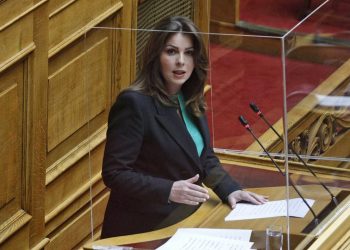 Κατερίνα Παπακώστα: Κανένα παιδί μόνο!