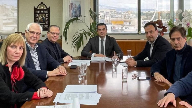 Κώστας Σκρέκας σε ΚΕΔΕ- ΕΔΕΥΑ: Πρώτη μας προτεραιότητα η θωράκιση της ασφάλειας και της υγιεινής του νερού-Δεν ισχύουν τα περί ιδιωτικοποίησης του νερού