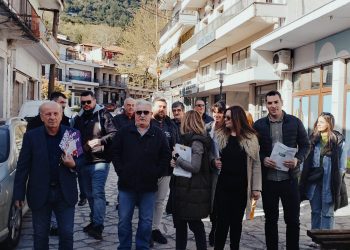 Περιοδεία Χρήστου Σιμορέλη στην αγορά της Πύλης