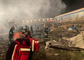 Τραγωδία στα Τέμπη-Σύγκρουση τρένων 42 νεκροί, φόβοι για περισσότερους, πολλοί τραυματίες