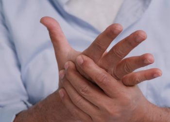 Πότε το μούδιασμα είναι ανησυχητικό και χρειάζεται να μιλήσετε με γιατρό