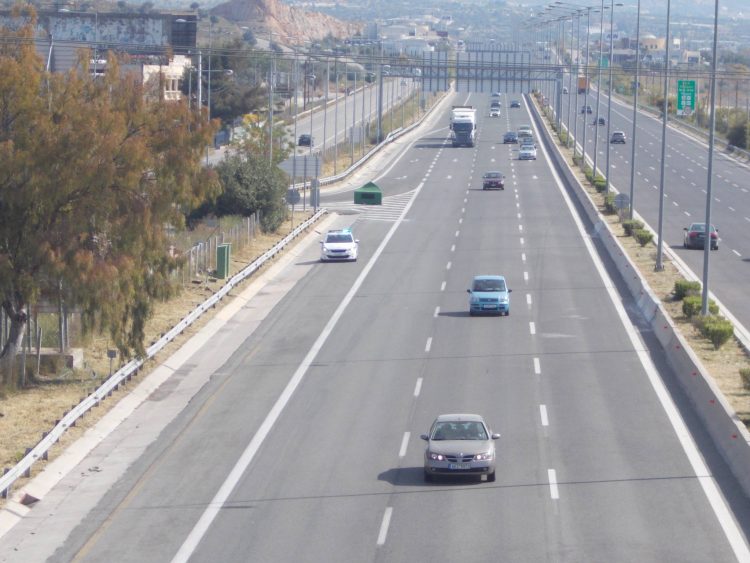 Αυξημένα μέτρα οδικής ασφάλειας σε όλη την επικράτεια κατά την περίοδο εορτασμού του Πάσχα