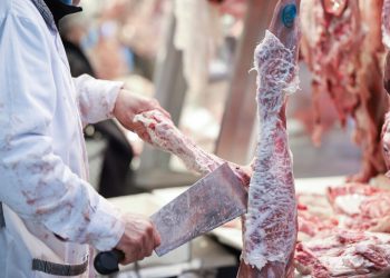 Καλάθι του Πάσχα – Άδωνις Γεωργιάδης: «Η τιμή του αρνιού θα μείνει γύρω στα 10 ευρώ»