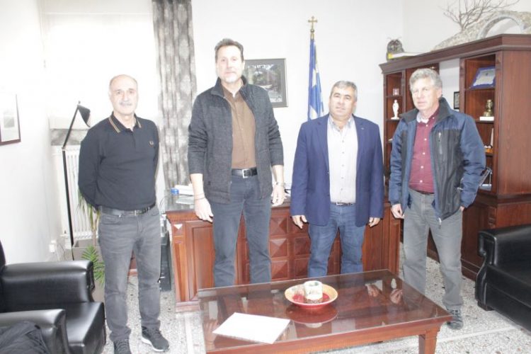 Επίσκεψη του νέου Δασάρχη Τρικάλων στον Δήμαρχο Πύλης