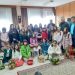 Μικρές μαθήτριες του 26ου Δημοτικού έψαλαν τα κάλαντα στον Χρήστο Μιχαλάκη