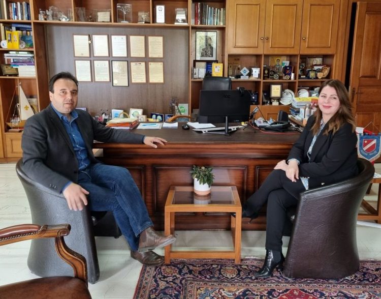 Συνάντηση Παπαστεργίου – Παπακώστα και συνεργασία για αξιοποίηση πρόσθετων προγραμμάτων