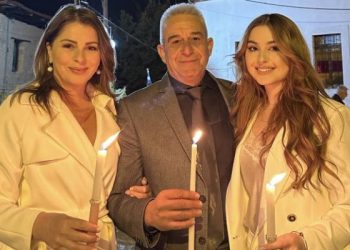 Πασχαλινές Ευχές Κατερίνας Παπακώστα