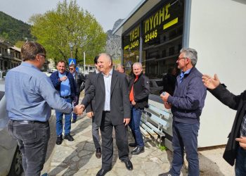 Επίσκεψη Βλαχογιάννη στην Πύλη