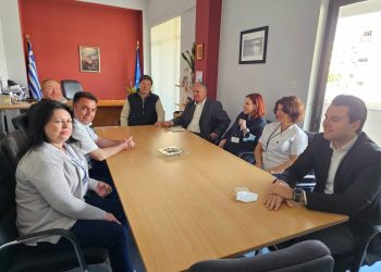 Επίσκεψη Βλαχογιάννη στο Γενικό Νοσοκομείο Τρικάλων