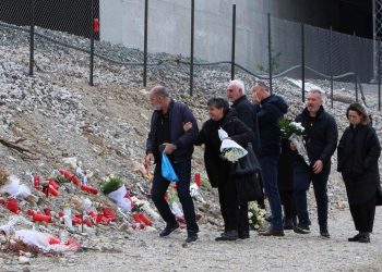 Ελληνική Ένωση Τραπεζών: Διαγράφει τα δάνεια των οικογενειών των θυμάτων στα Τέμπη