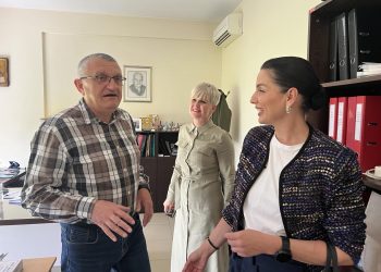 Συνεχίζει δυναμικά τις επισκέψεις στις Δημόσιες Υπηρεσίες η υποψήφια βουλευτής του ΣΥΡΙΖΑ Μαρίνα Κοντοτόλη