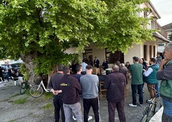 Θερμή υποδοχή Γιώργου Οικονόμου στην Πηγή