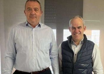 Στο πλευρό του Θοδωρή Χήρα τάσσεται ο εκπαιδευτικός Μάκης Σταφυλάς