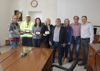 Βράβευση παιδιών δημοτικών υπαλλήλων Δήμου  Πύλης  για την εισαγωγή τους στα ΑΕΙ