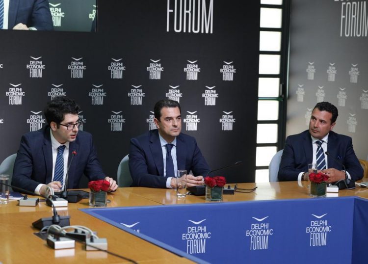 Σημαντική παρουσία του Κώστα Σκρέκα στο 8ο Φόρουμ των Δελφών