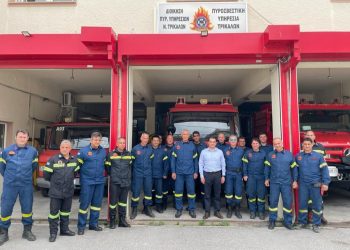Στην Πυροσβεστική Υπηρεσία ο Κώστας Σκρέκας με ευχές για μια καλή αντιπυρική περίοδο
