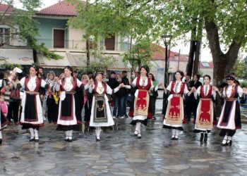 Αφιέρωμα στην παράδοση στο Παλαιομονάστηρο