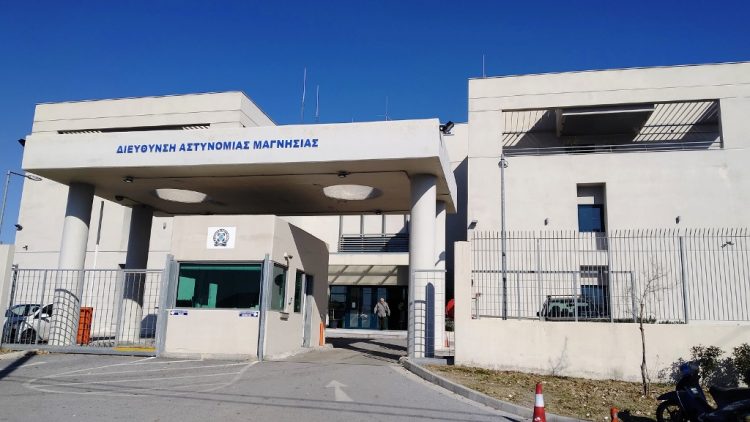 Απετράπη προσπάθεια εισαγωγής ναρκωτικών στα κρατητήρια του Αστυνομικού Τμήματος Βόλου