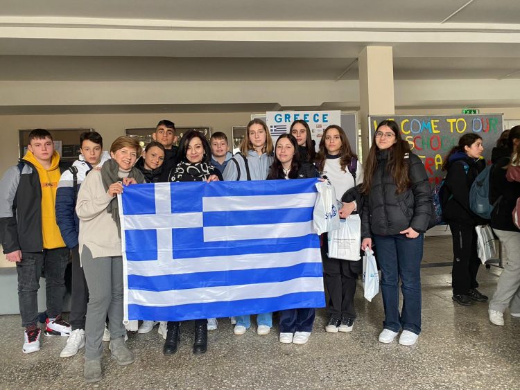 Το 7ο Πειραματικό Γυμνάσιο στη Λιθουανία