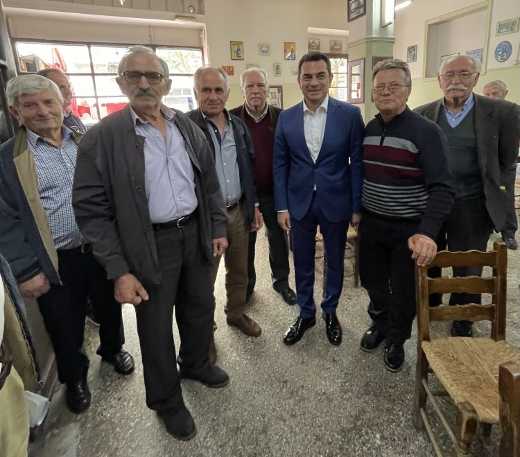 Μεγάλη συγκέντρωση φίλων του Κώστα Σκρέκα στους Τρικαλινούς των Φαρσάλων