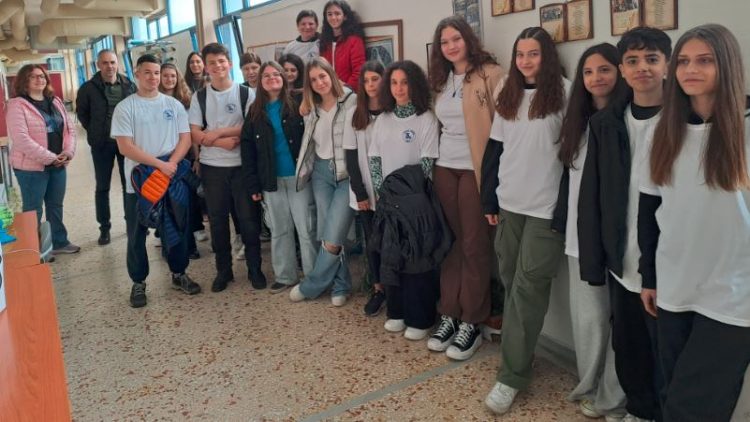 Το 5ο Γυμνάσιο Τρικάλων στο μαθητικό φεστιβάλ “κι αν ήσουν εσύ;”