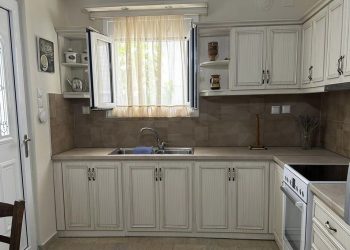 Ενοικιάζεται πλήρως επιπλωμένο διαμέρισμα 50τμ στην Πλατεία Αγρότισσας