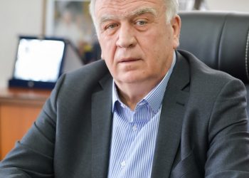 ΚΑΙΝΟΤΟΜΟ ΠΡΟΓΡΑΜΜΑ ΕΠΙΜΟΡΦΩΣΗΣ ΑΙΡΕΤΩΝ ΚΑΙ ΥΠΗΡΕΣΙΑΚΩΝ ΣΤΕΛΕΧΩΝ ΤΩΝ ΔΗΜΩΝ ΤΗΣ ΠΕΡΙΦΕΡΕΙΑΣ ΘΕΣΣΑΛΙΑΣ ΣΤΗ ΔΙΑΧΕΙΡΙΣΗ ΚΙΝΔΥΝΩΝ ΚΑΙ ΚΡΙΣΕΩΝ