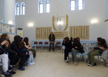 “Τα θρησκευτικά μνημεία της περιοχής μου: Μια ειρηνική συνύπαρξη”  Πολιτιστικό πρόγραμμα του 7ου Πειραματικού Γυμνασίου Τρικάλων