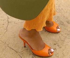 Sandals season is here! Αυτά είναι τα καλύτερα pedicure για να αναδείξεις τα πόδια σου