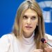 Εύα Καϊλή: Θέλει να βγάλει το «βραχιολάκι» και να επιστρέψει στην Ευρωβουλή
