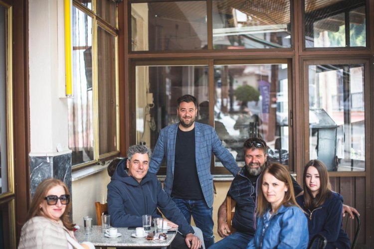 Στα χωριά του ορεινού όγκου της Καλαμπάκας ο  Ηλιάδης για να φτάσει παντού, δυνατά το μήνυμα του ΠΑΣΟΚ