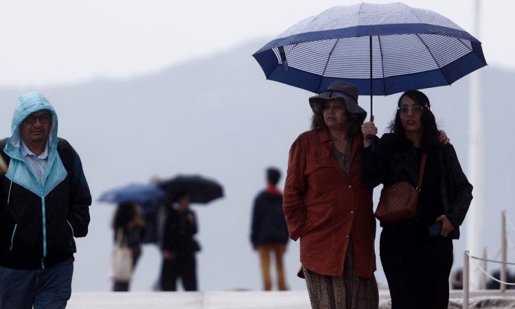 Καιρός: Με ισχυρές βροχές ξεκινά η διήμερη κακοκαιρία – Ποιες περιοχές θα επηρεαστούν από σήμερα