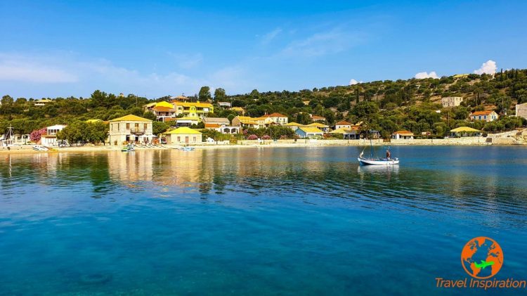 Το υπέροχο νησί του Ιονίου που το εισιτήριο κοστίζει λιγότερο από τρία ευρώ και θα φτάσετε σε μόλις 40 λεπτά (video)
