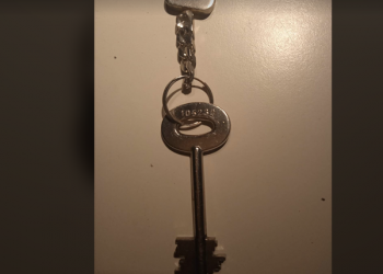 Βρέθηκαν κλειδιά επί της οδού Στουρνάρα