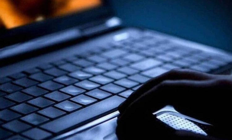ΕΛΑΣ: Τριπλή εξιχνίαση υποθέσεων παιδικής πορνογραφίας – Μια σύλληψη και ταυτοποίηση τριών ατόμων