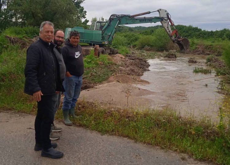 Άμεσοι έλεγχοι και παρεμβάσεις από την Περιφέρεια μετά την κακοκαιρία-Χρ. Μιχαλάκης: Προτεραιότητα η ασφάλεια των πολιτών