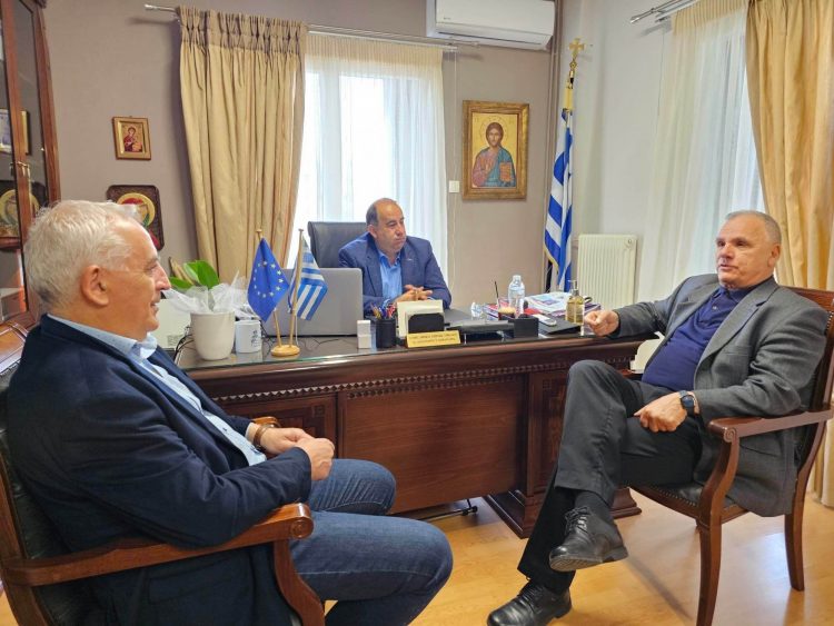 Επίσκεψη Βλαχογιάννη στην πρωτοβάθμια και δευτεροβάθμια εκπαίδευση και στο ΚΕΔΑΣΥ