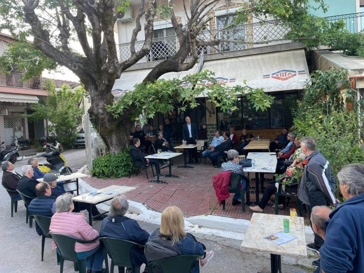Με πολλά χειροκροτήματα στο Παλαιομονάστηρο ο Ηλίας Βλαχογιάννης