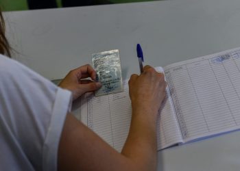Έκδοση ταυτοτήτων και το Σαββατοκύριακο