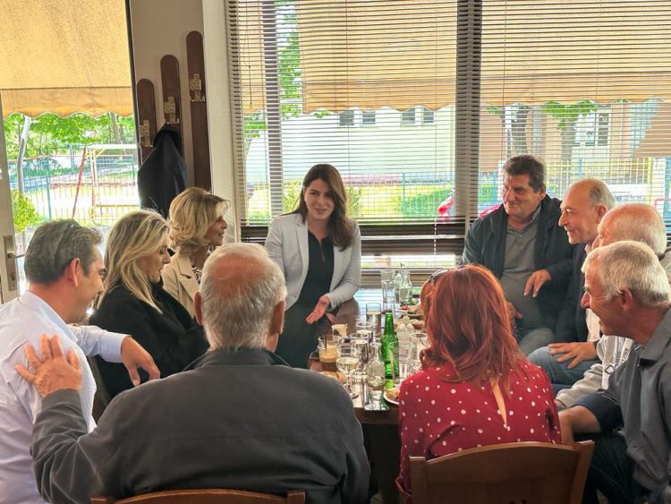 «Οργώνει» το νομό, η Κατερίνα Παπακώστα για να συναντήσει τους απανταχού υποστηρικτές